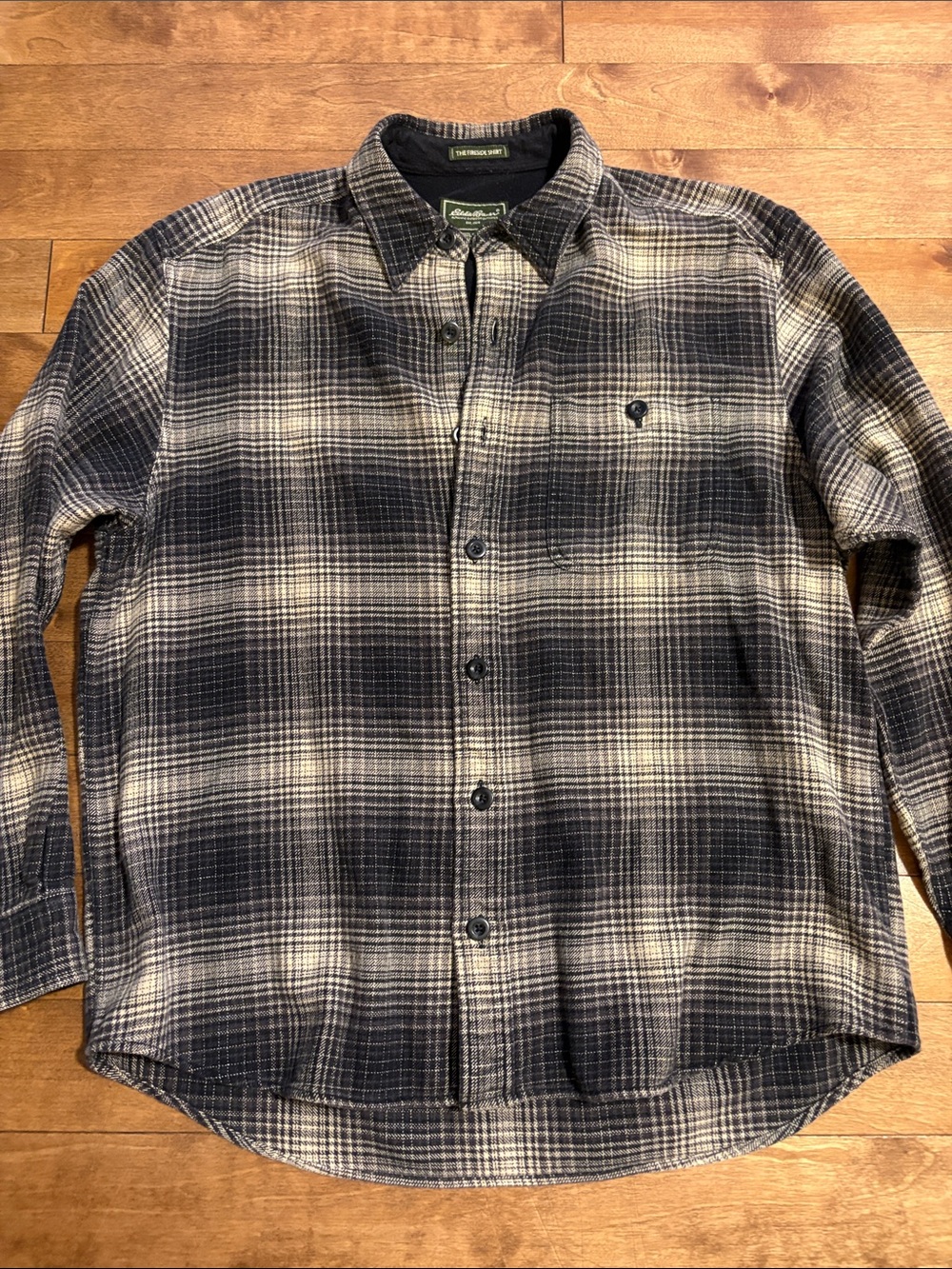 Eddie Bauer Fireside Shirt Black and Gray Plaid Button-Down Shirt Cotton/Wool